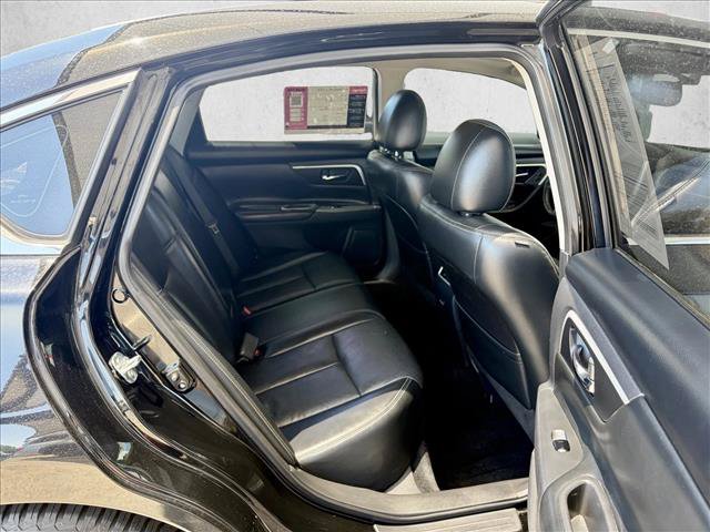 Used 2017 Nissan Altima 2.5 SL w/ Technology Package FWD image 14