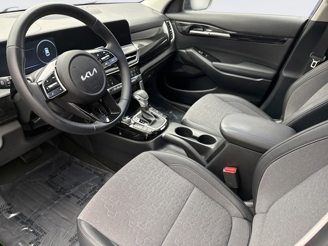 Used 2024 Kia Seltos X-Line image 10