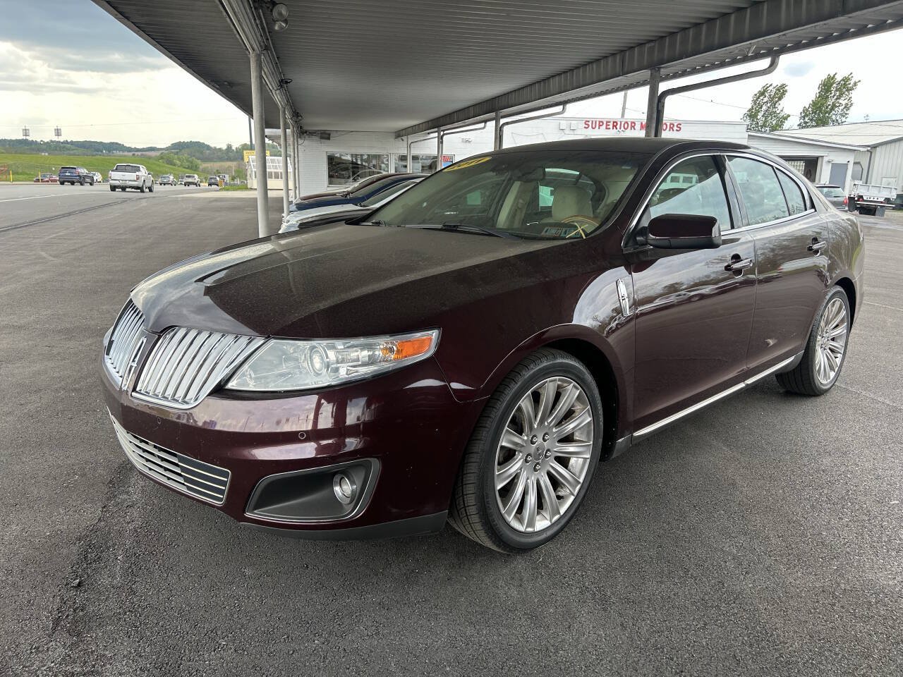 Used 2011 Lincoln MKS AWD w/ 102A Rapid Spec Order Code image 2