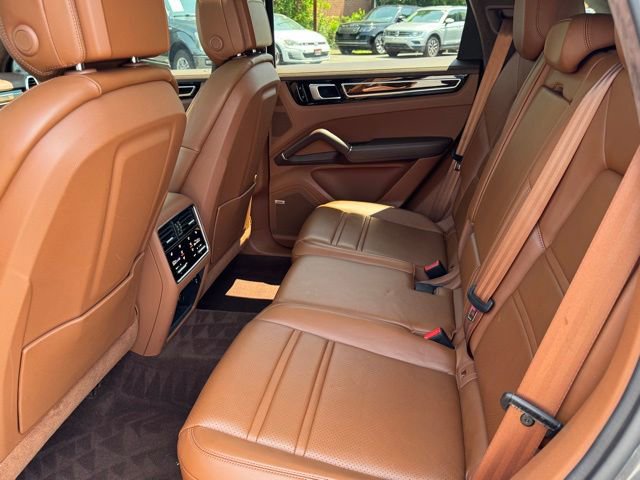Used 2021 Porsche Cayenne GTS image 15