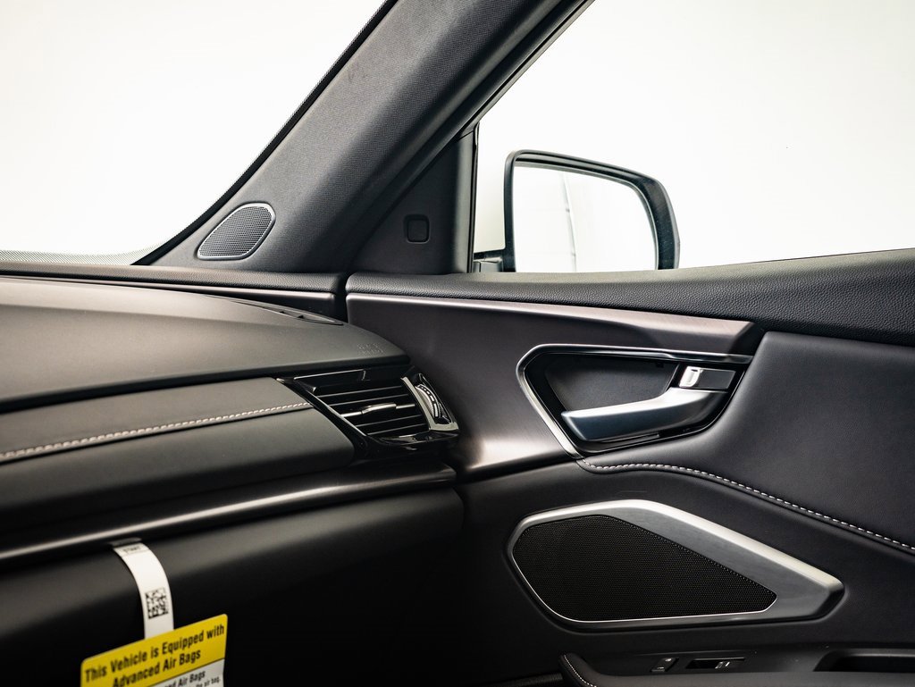 Certified 2025 Acura RDX SH-AWD image 33
