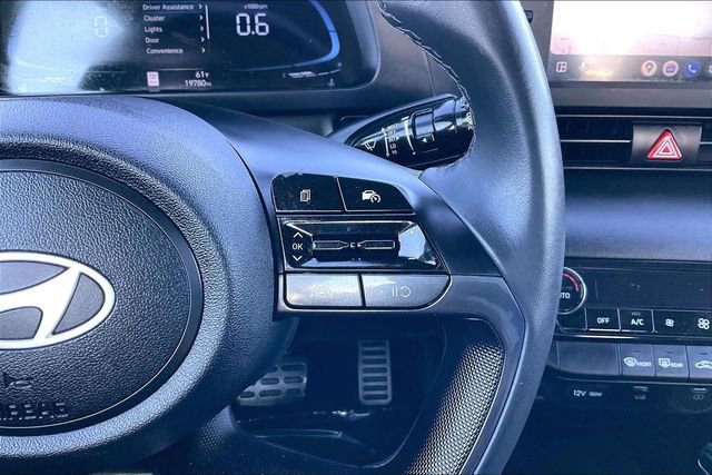 Certified 2025 Hyundai Elantra Sport w/ Cargo Package image 19