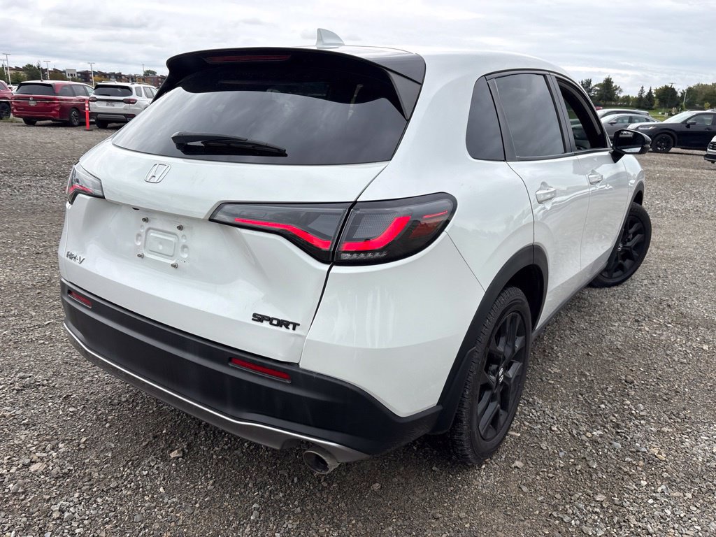 Used 2024 Honda HR-V Sport image 10
