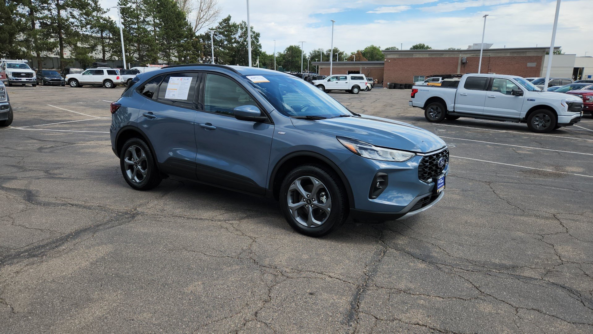 Certified 2025 Ford Escape ST-Line Select AWD/4WD image 14