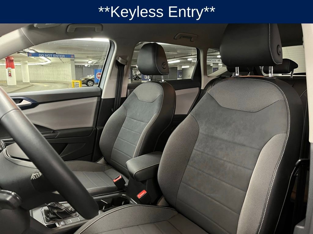 Used 2022 Volkswagen Taos SE image 17