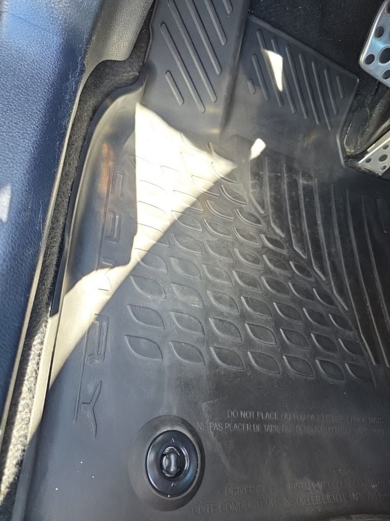 Used 2025 Toyota Camry SE FWD image 17