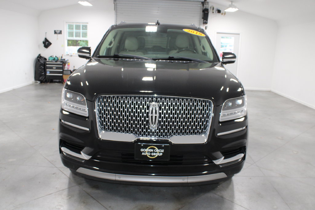 Used 2018 Lincoln Navigator Select RWD image 3