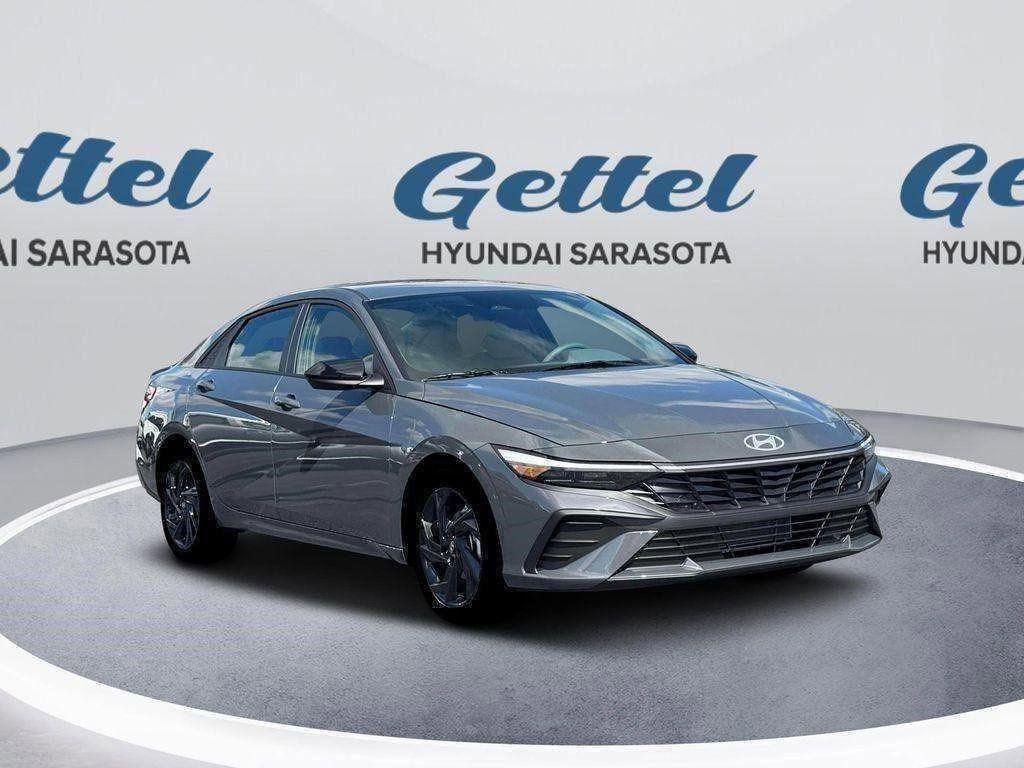 New 2026 Hyundai Elantra Sport image 11