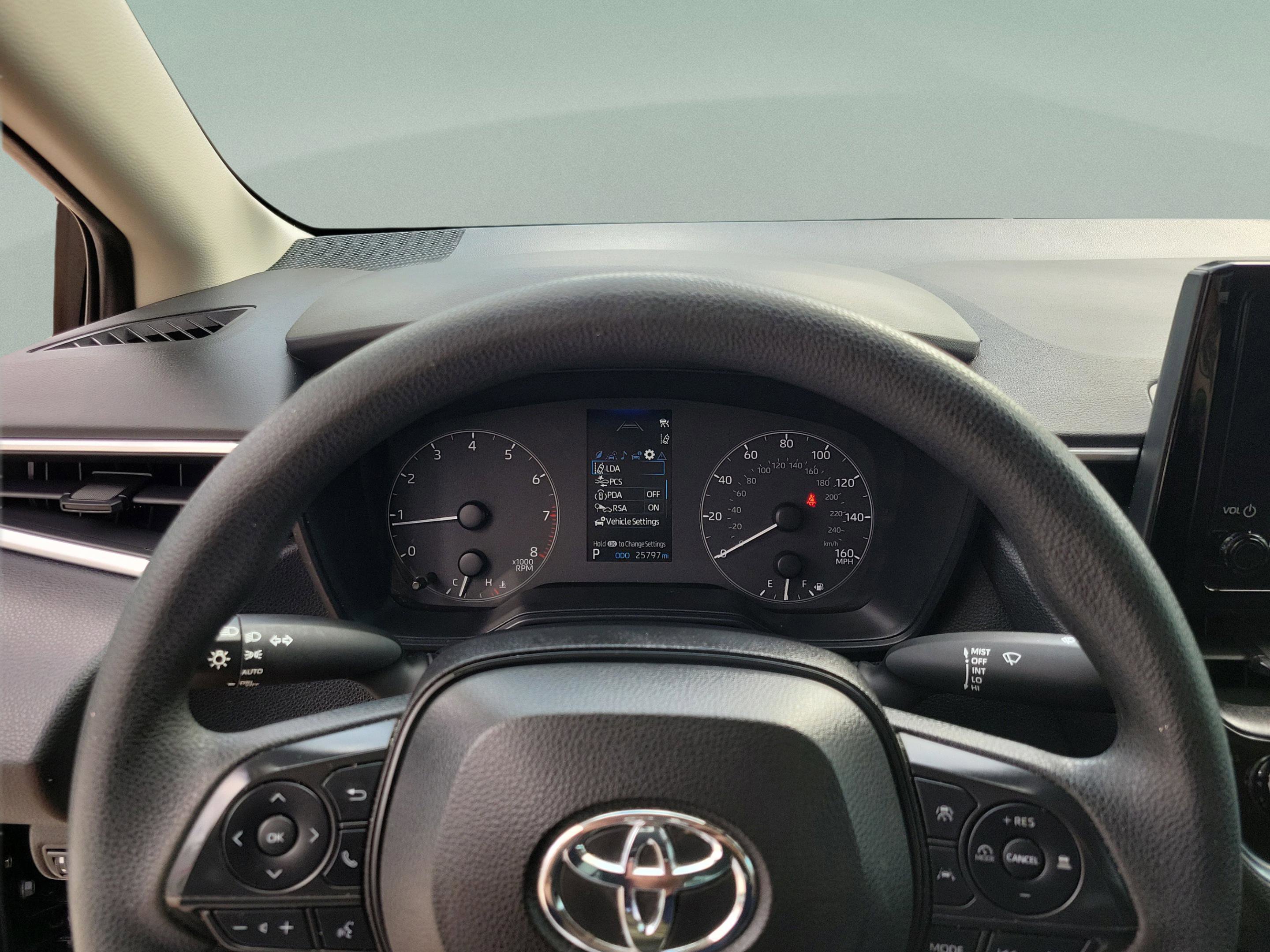 Used 2023 Toyota Corolla LE FWD image 20