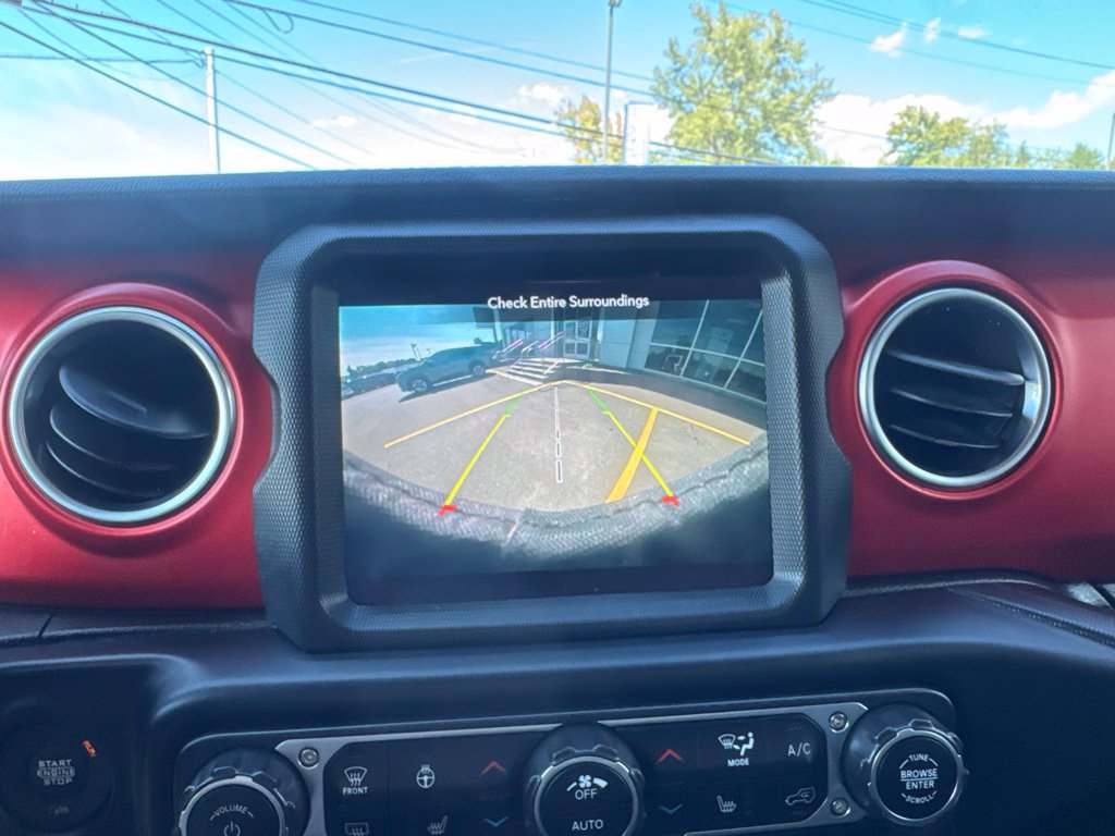 Used 2020 Jeep Wrangler Unlimited Rubicon AWD/4WD image 36