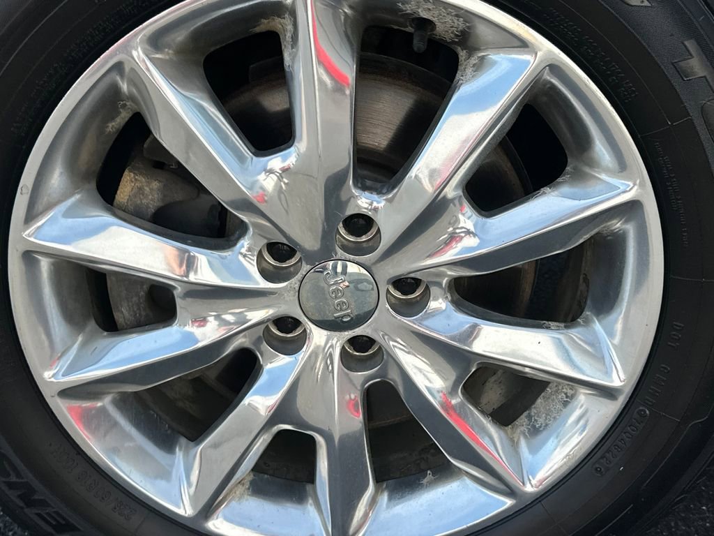 Used 2015 Jeep Cherokee Limited image 26