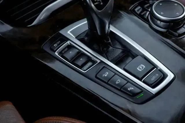 Used 2016 BMW X4 M40i image 32