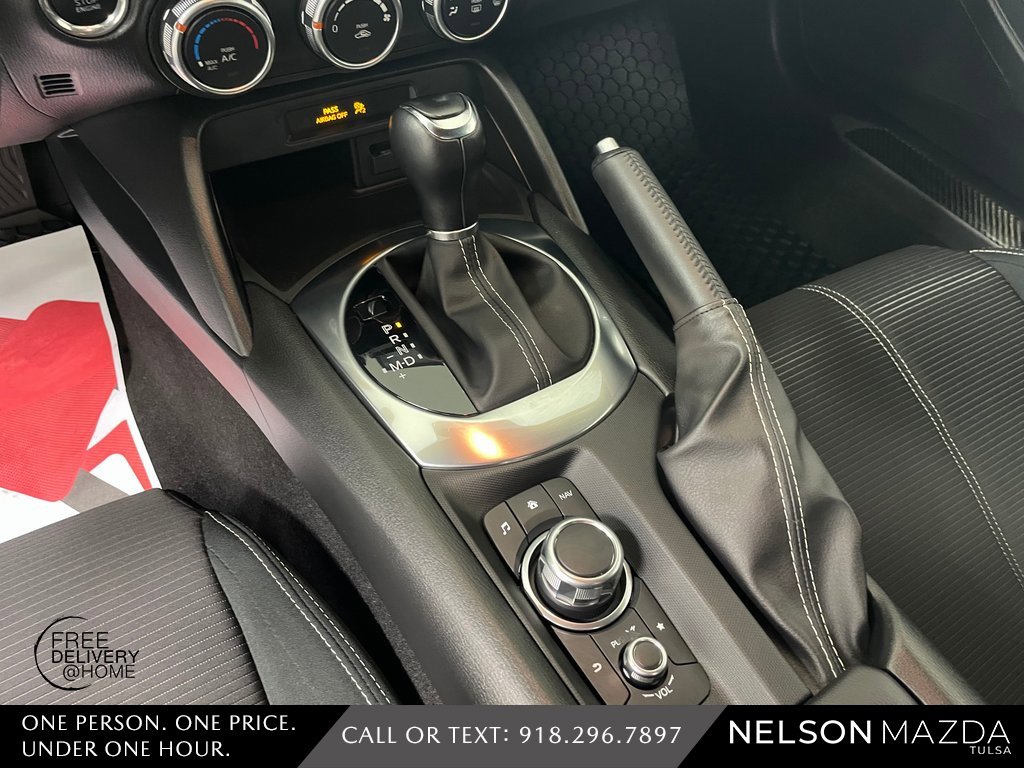 Used 2020 FIAT 124 Spider Classica w/ Technology Group image 26