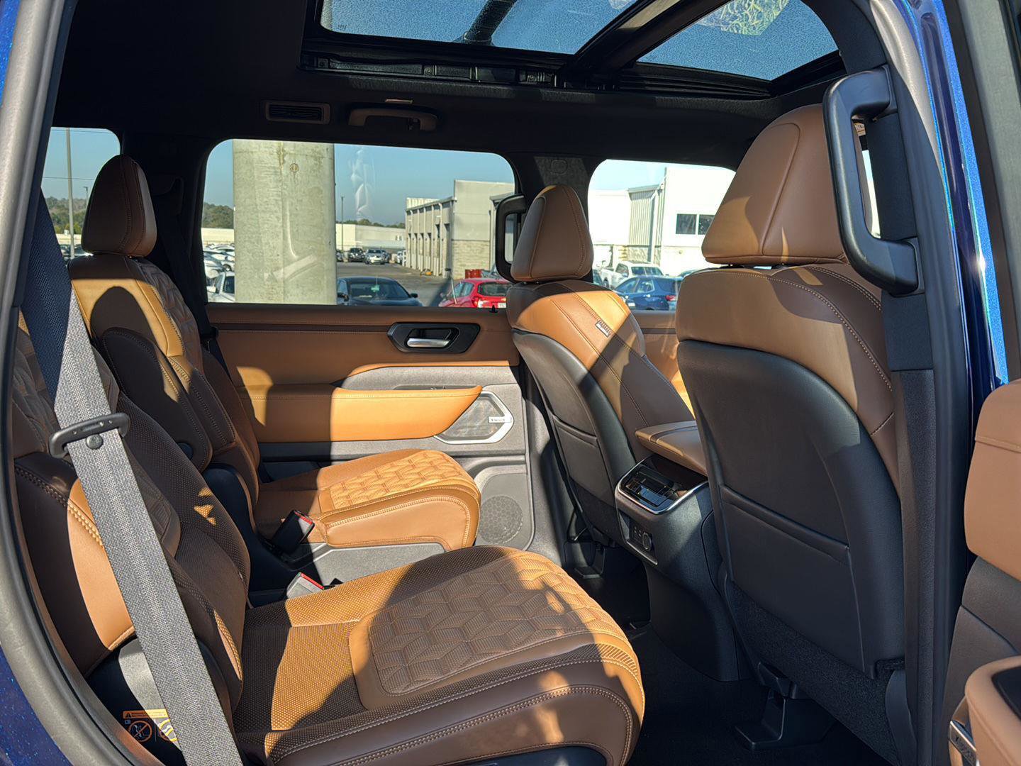 New 2026 Nissan Armada Platinum Reserve image 11