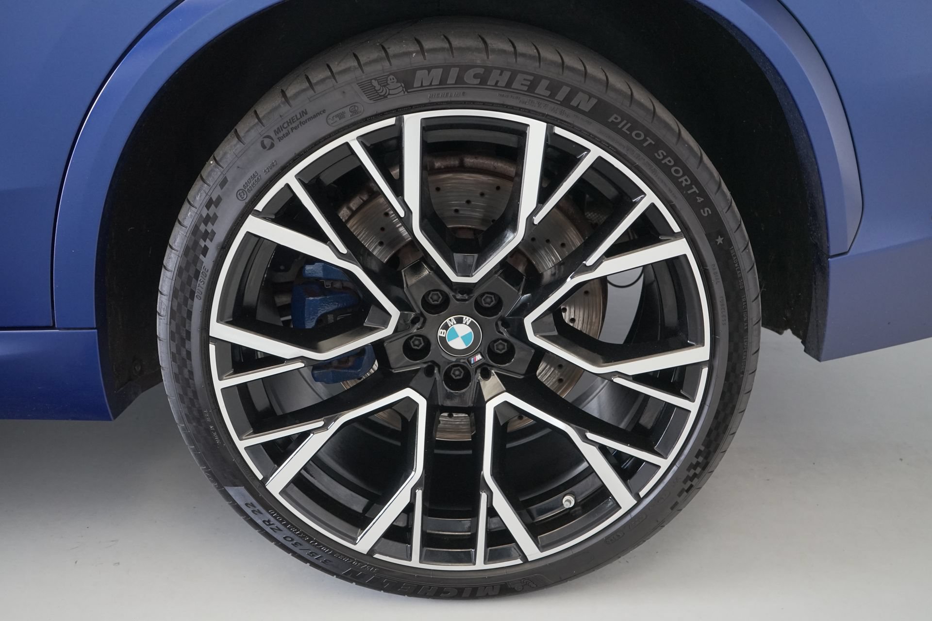 Used 2024 BMW X5 M Competition w/ Executive Package AWD/4WD image 29