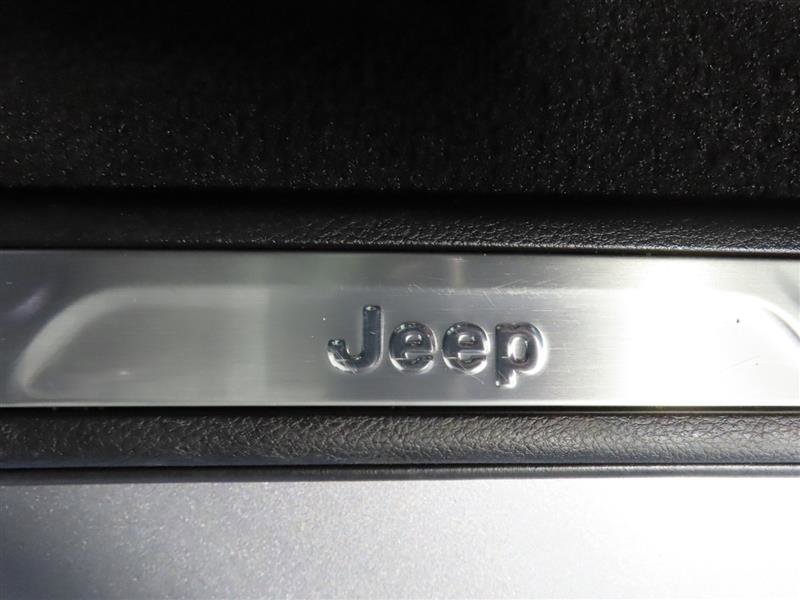 Used 2019 Jeep Grand Cherokee High Altitude image 16