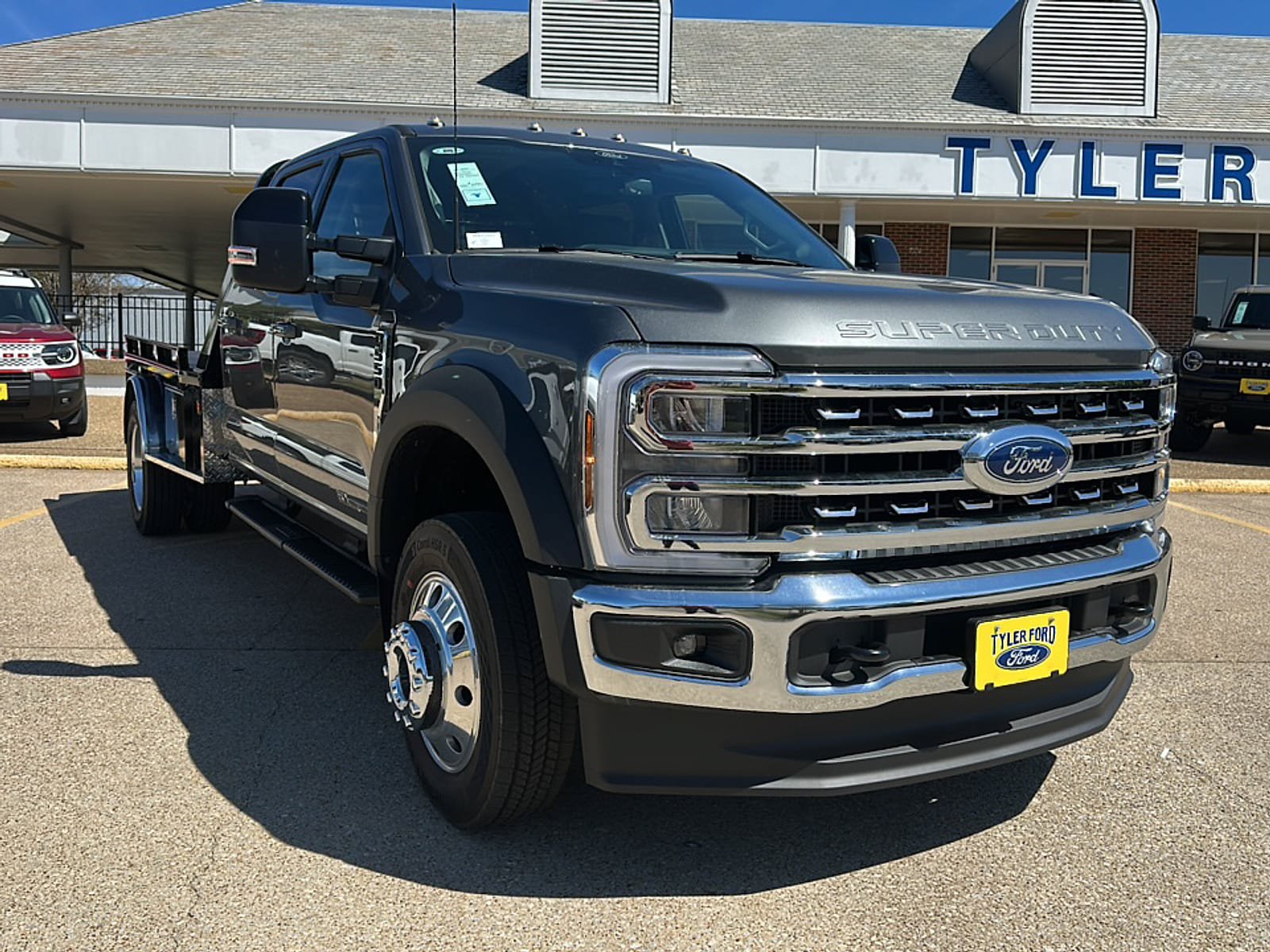 New 2026 Ford F550 4x4 Crew Cab Super Duty video 1