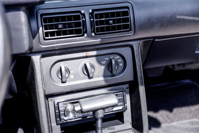 Used 1993 Ford Mustang LX RWD image 33