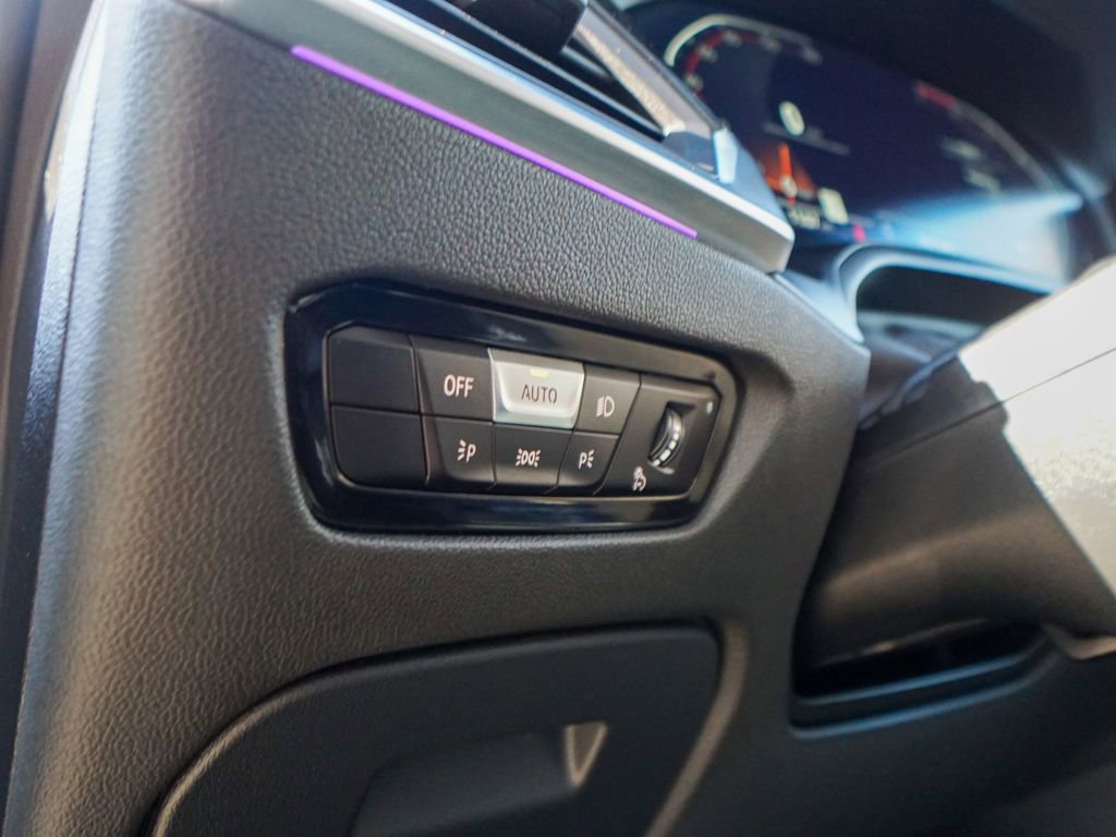 Used 2021 BMW 430i Convertible image 18