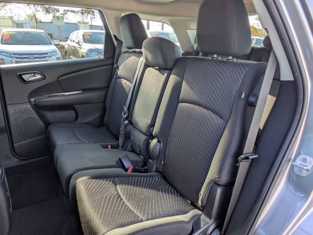 Used 2015 Dodge Journey American Value Package w/ Flexible Seating Group image 24