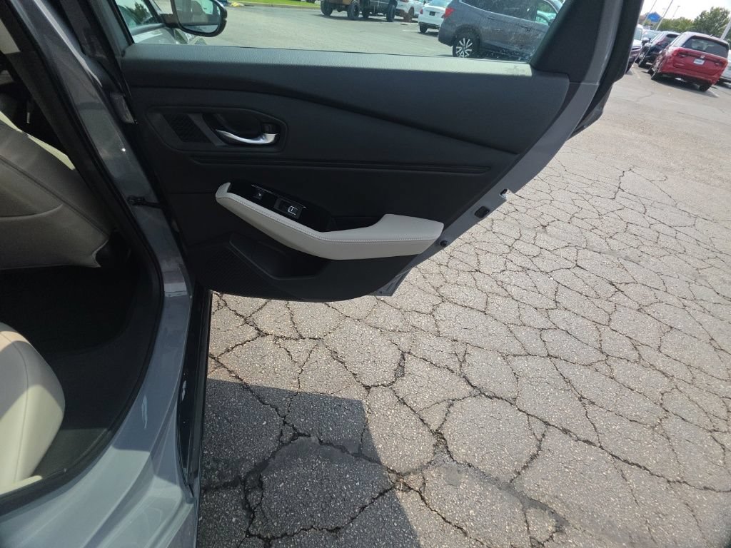 Used 2025 Honda Accord Touring image 29