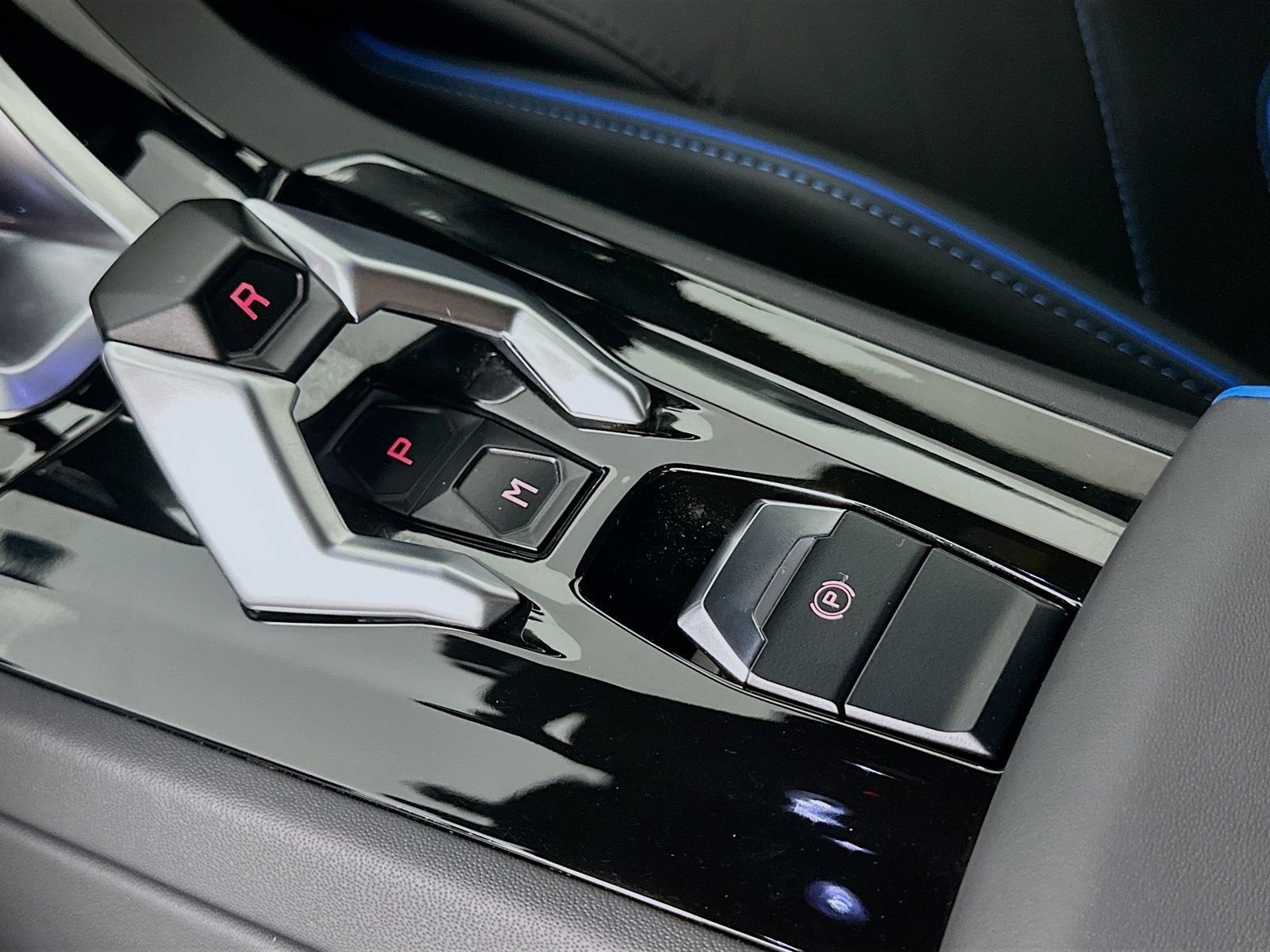 Used 2023 Lamborghini Huracan EVO RWD image 27