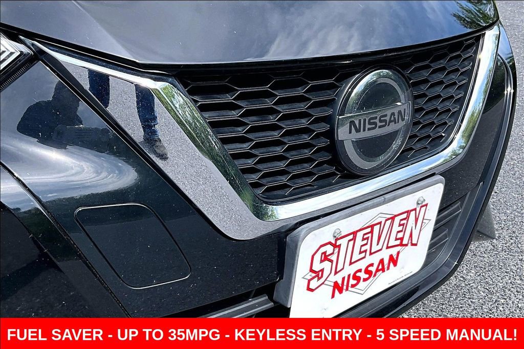 Certified 2022 Nissan Versa S FWD image 28