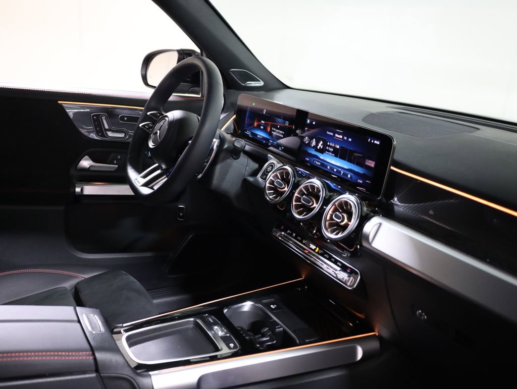 Certified 2025 Mercedes-Benz GLB 35 AMG 4MATIC image 57