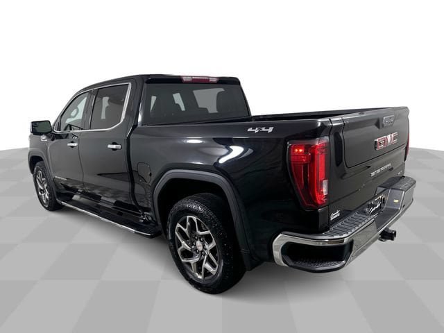 Used 2023 GMC Sierra 1500 SLT AWD/4WD image 6