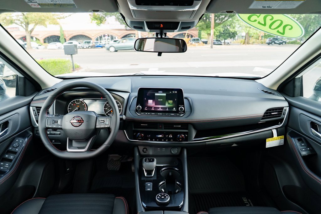 New 2026 Nissan Rogue Rock Creek image 9