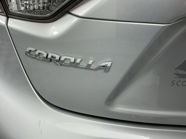 Used 2022 Toyota Corolla LE image 19