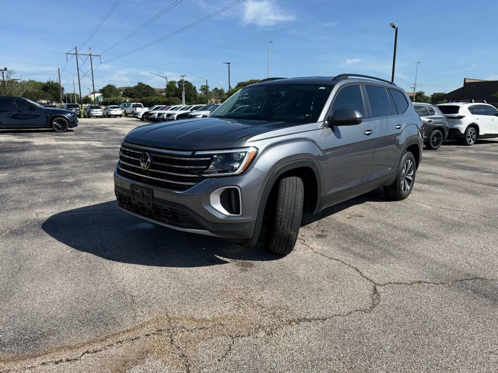 Certified 2024 Volkswagen Atlas SE FWD image 5