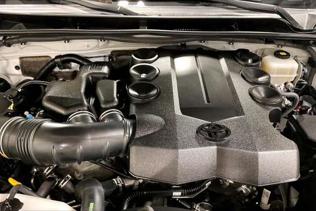 Used 2019 Toyota 4Runner SR5 Premium AWD/4WD image 10