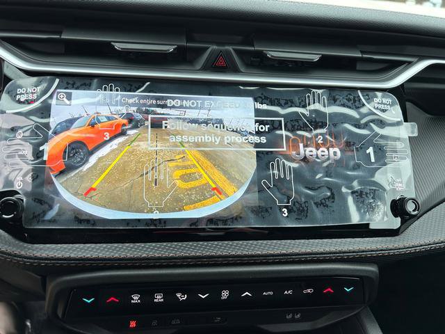 New 2026 Jeep Cherokee Overland image 13