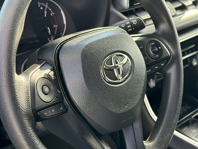 Used 2024 Toyota RAV4 LE FWD image 29