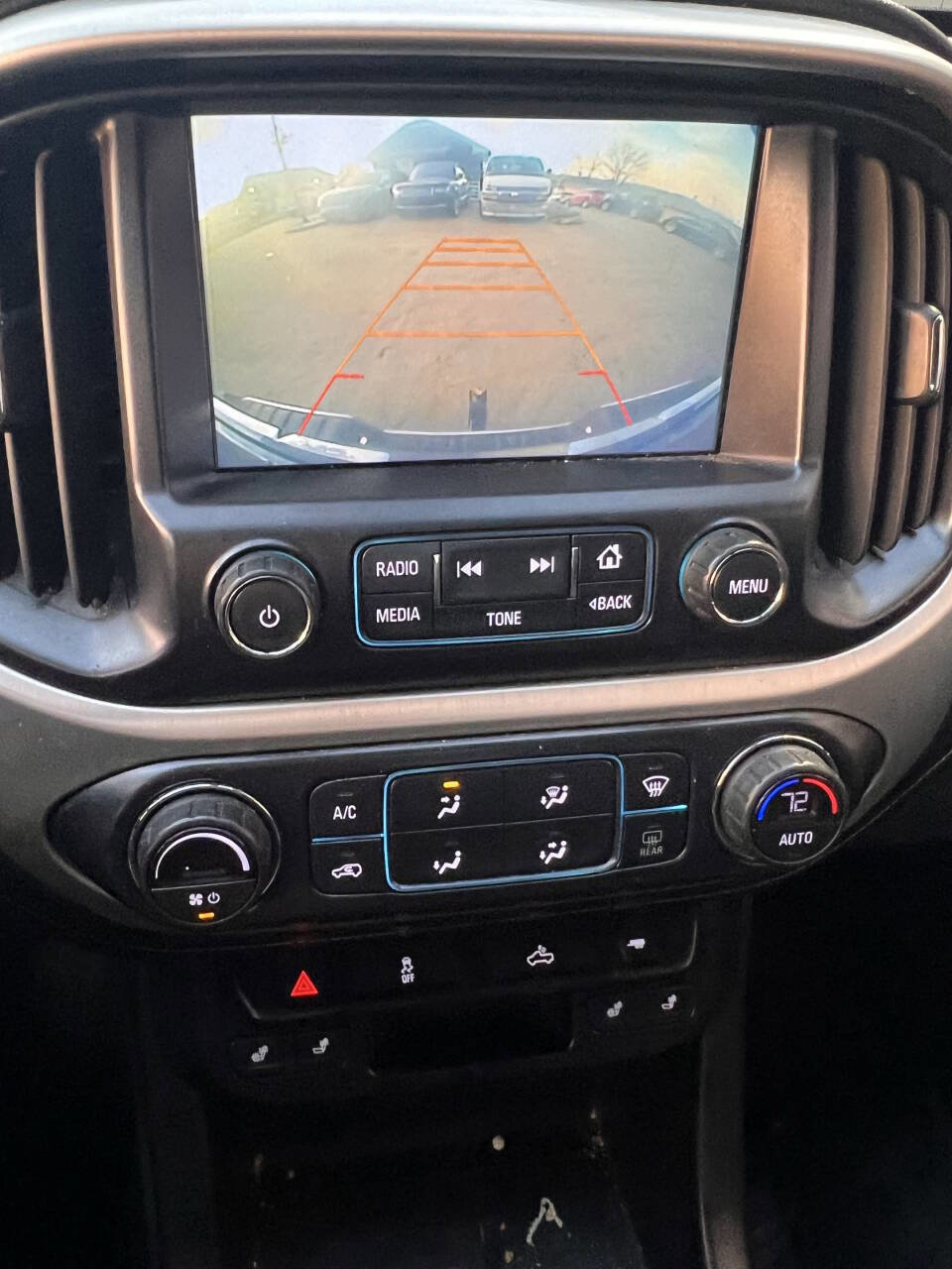 Used 2017 GMC Canyon SLT image 12