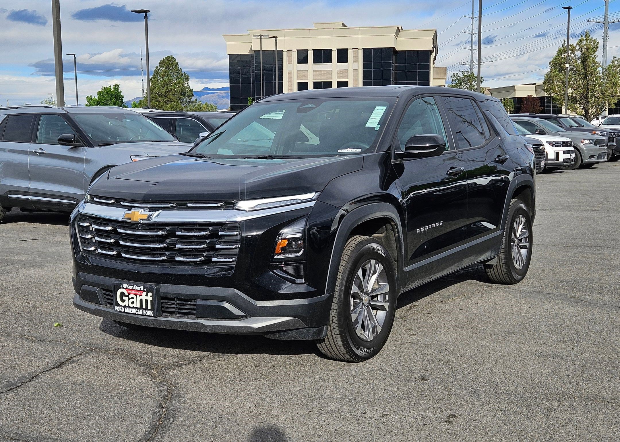 Used 2026 Chevrolet Equinox LT AWD/4WD image 11