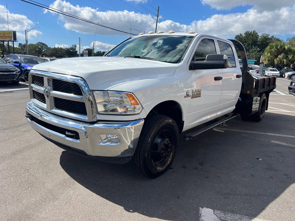 Used 2017 RAM 3500 Tradesman w/ Chrome Appearance Group image 5