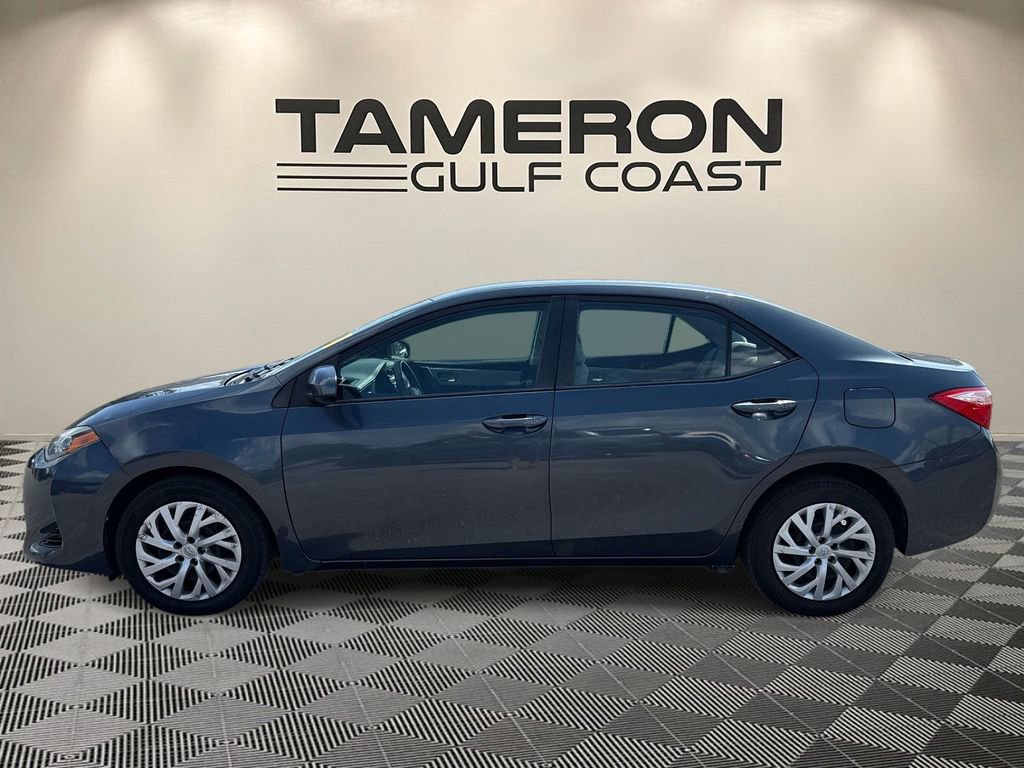 Used 2018 Toyota Corolla LE FWD image 4