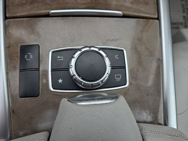 Used 2016 Mercedes-Benz E 350 Sedan w/ Premium Package image 28