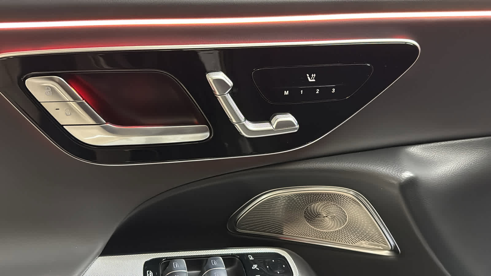 New 2026 Mercedes-Benz E 53 AMG e 4MATIC Sedan image 17