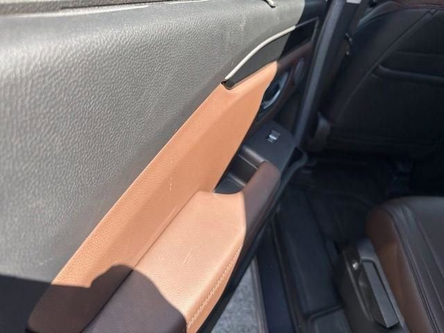 Used 2025 Honda Pilot Elite image 15