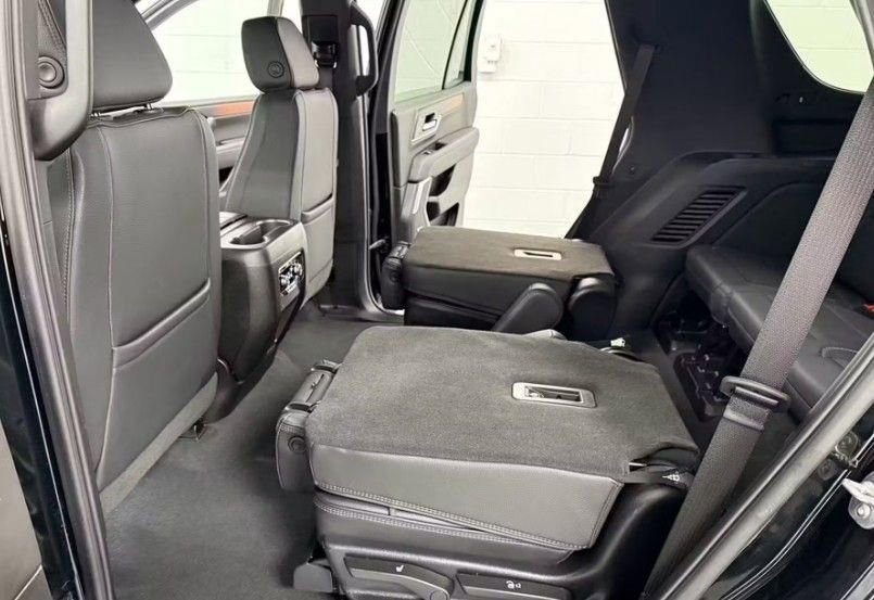 Used 2025 GMC Yukon Denali image 13