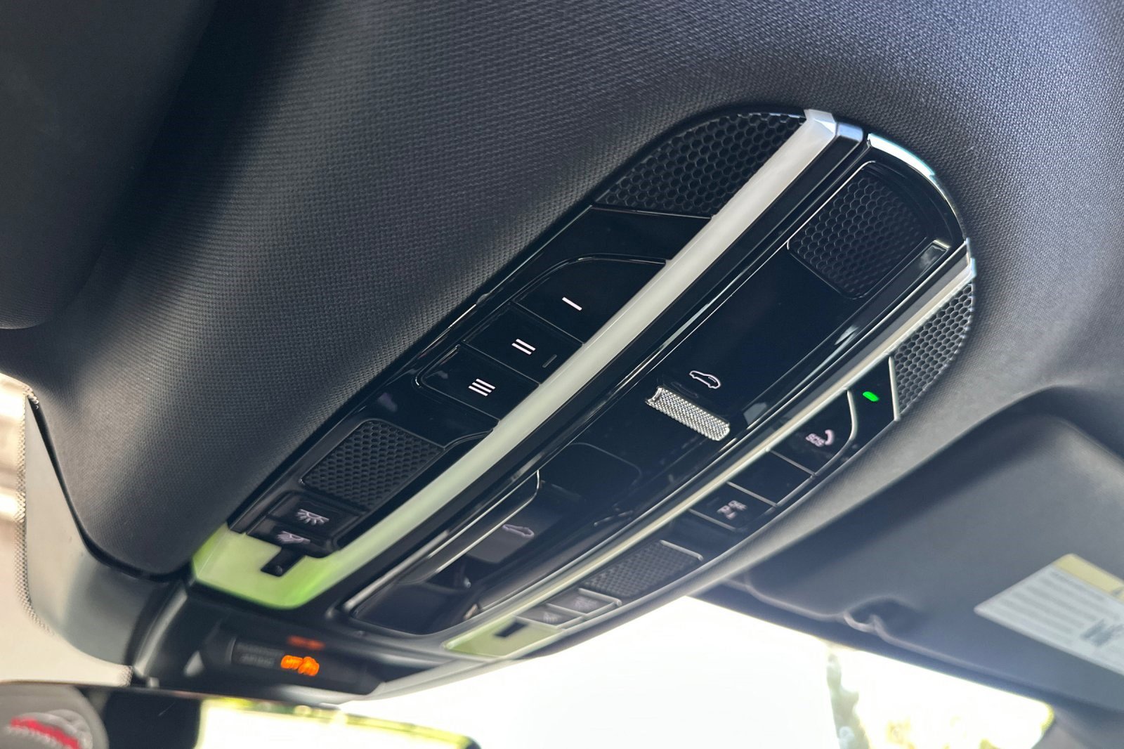 Used 2019 Porsche Cayenne AWD/4WD image 23