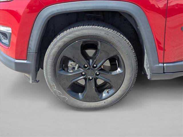 Used 2018 Jeep Compass Latitude w/ Popular Equipment Group FWD image 23