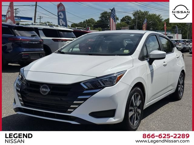 Used 2023 Nissan Versa SV FWD image 4