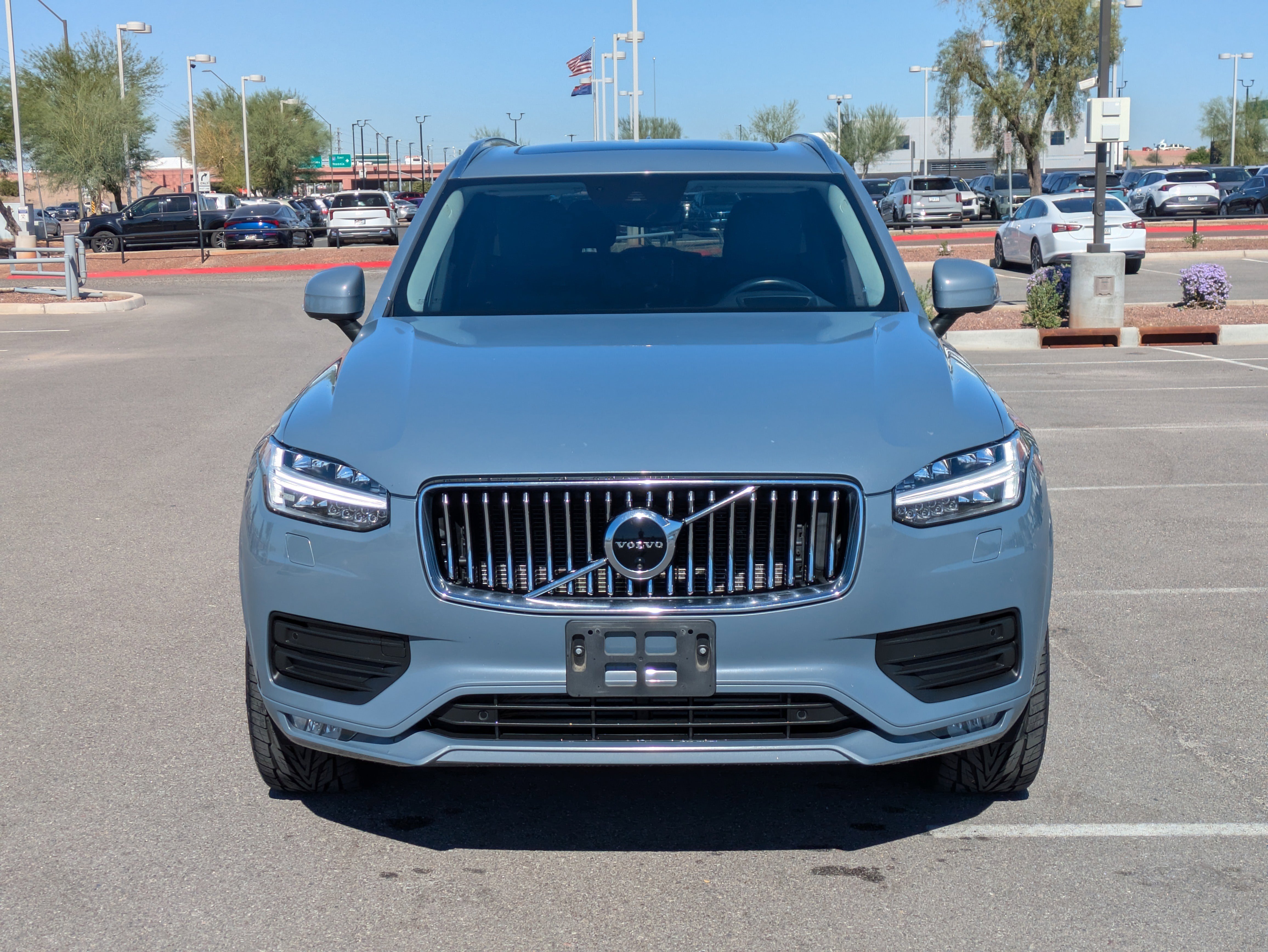 Used 2022 Volvo XC90 T5 Momentum w/ Advanced Package image 8