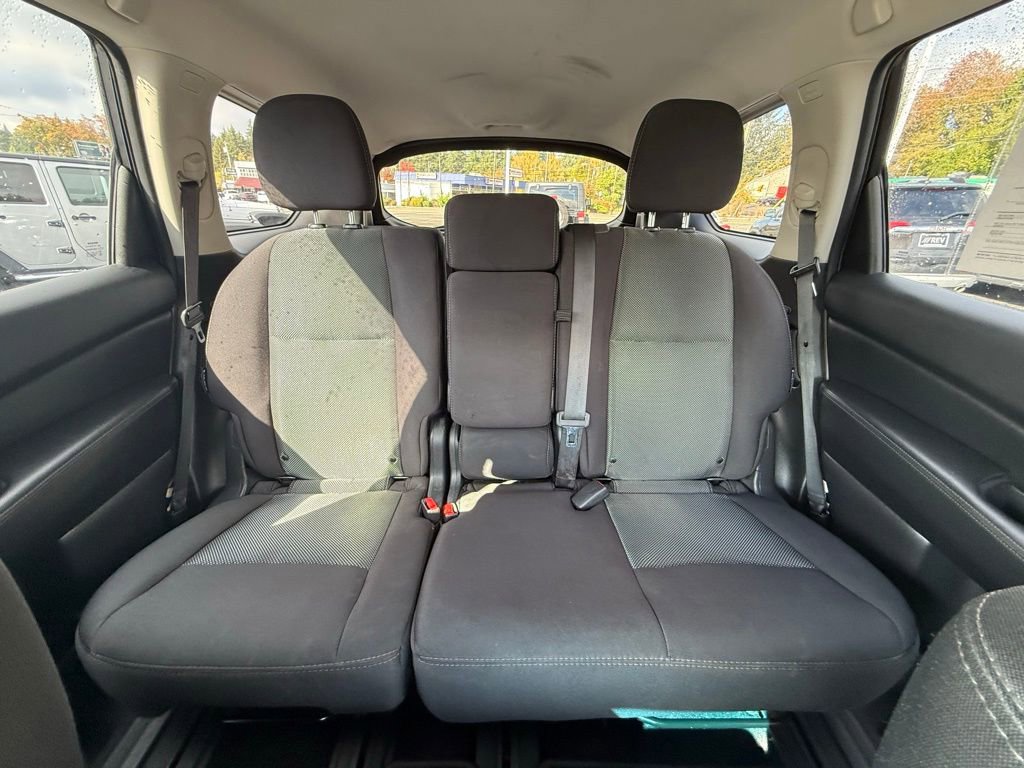 Used 2020 Nissan Pathfinder SV image 12