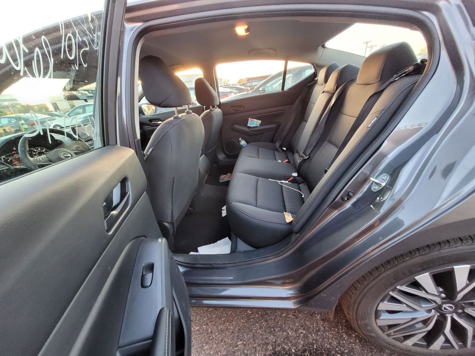 Used 2025 Nissan Altima 2.5 SV image 12