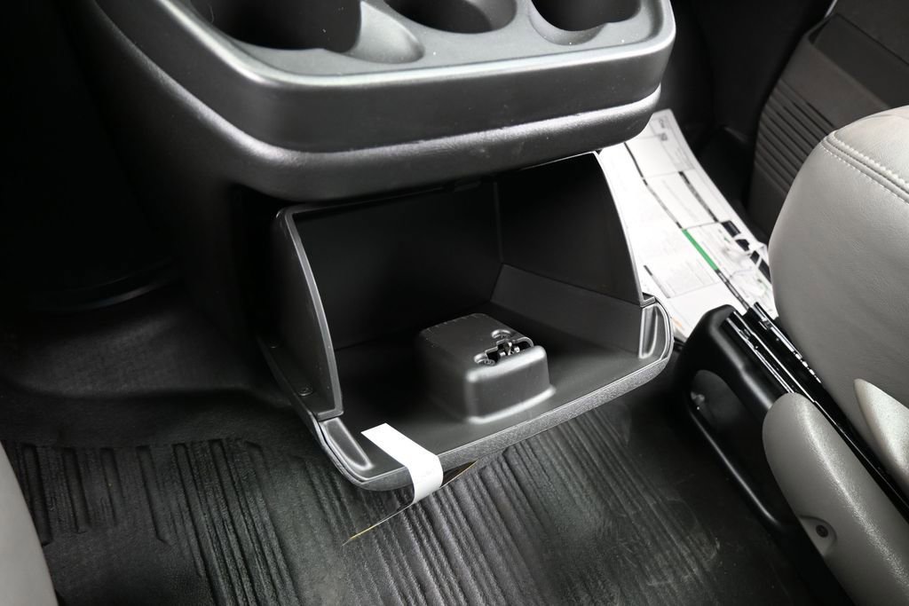 New 2026 Chevrolet Express 2500 Extended w/ Driver Convenience Package RWD image 26